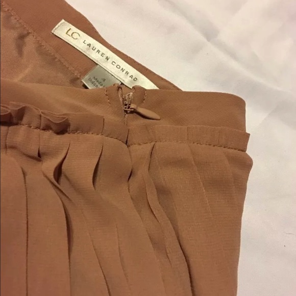 LC by Lauren Conrad Pleated A Line Mini Skirt - Picture 7 of 8